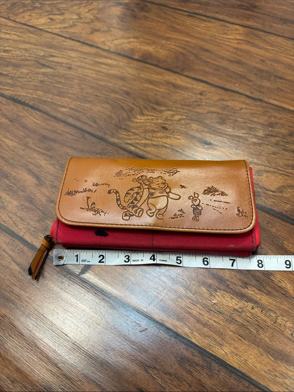 Disney Winnie the Pooh Red Brown Wallet Sketch Zip Around Wristlet